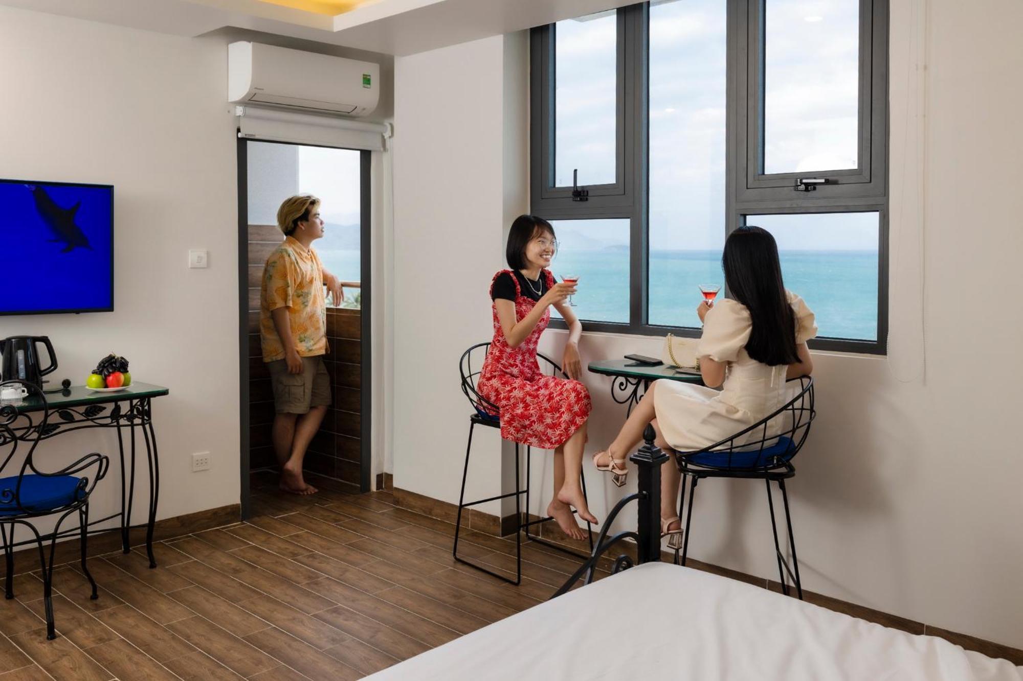 Azura Gold Hotel & Apartment Nha Trang Exterior foto
