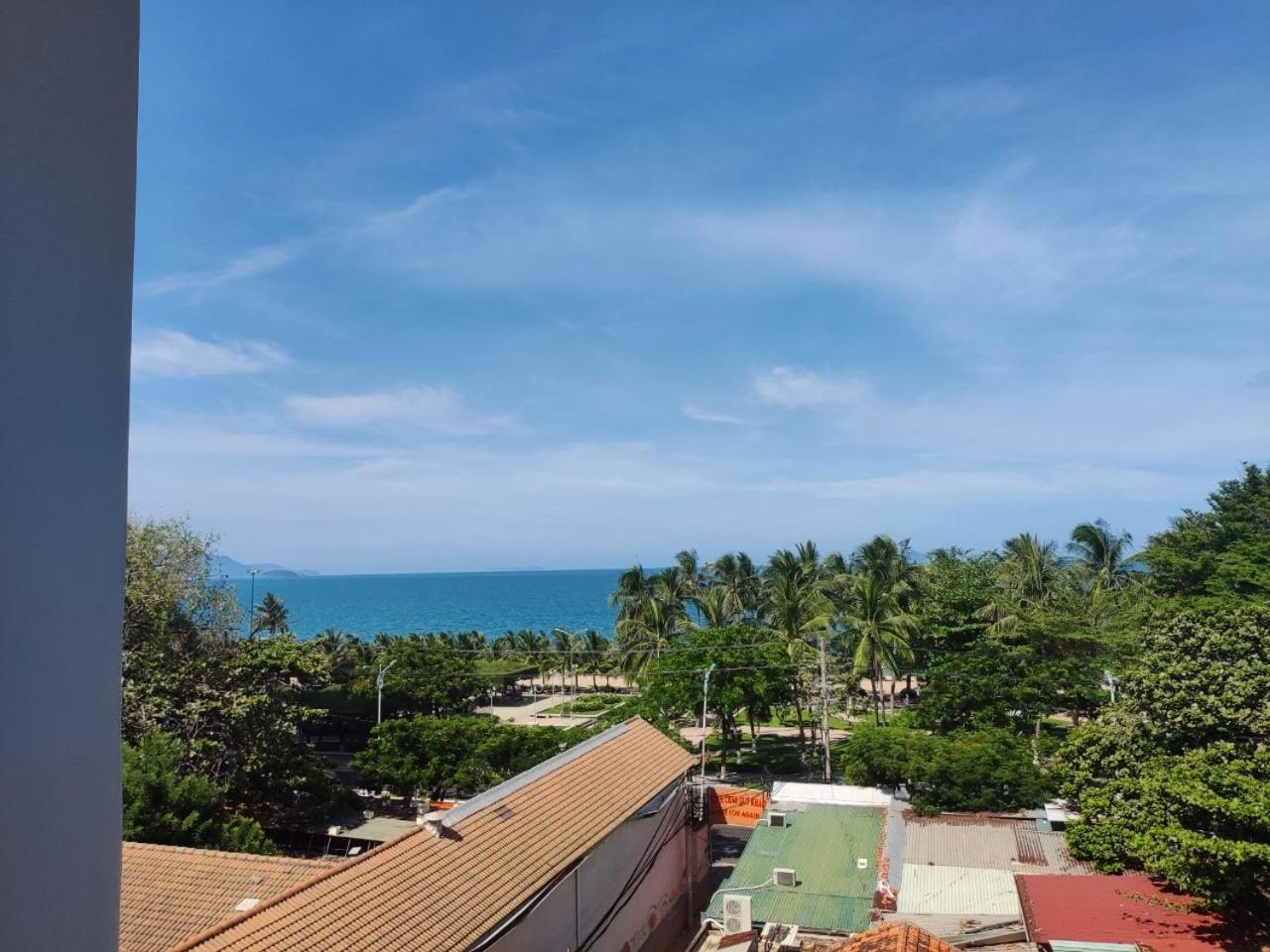 Azura Gold Hotel & Apartment Nha Trang Exterior foto