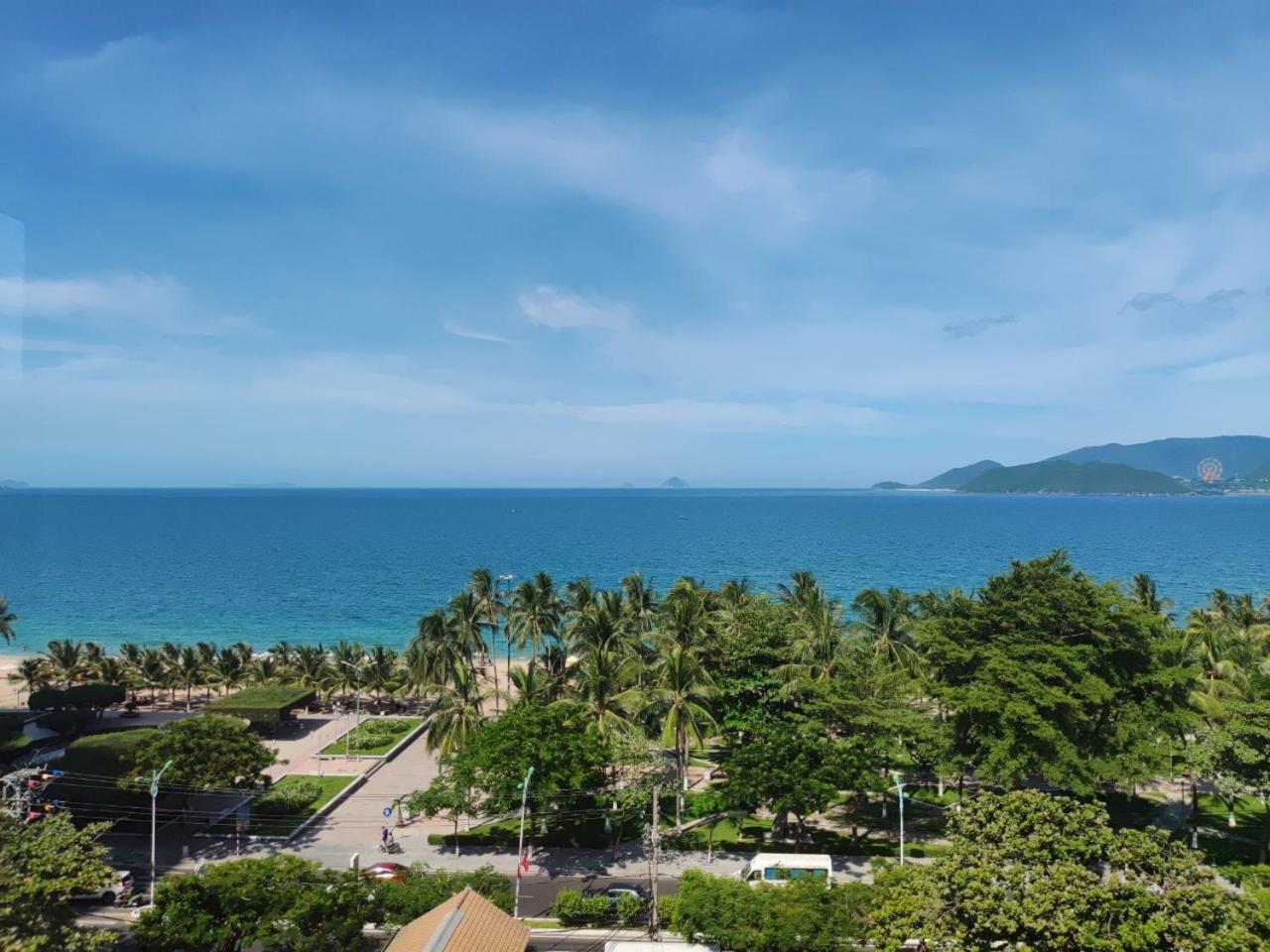 Azura Gold Hotel & Apartment Nha Trang Exterior foto