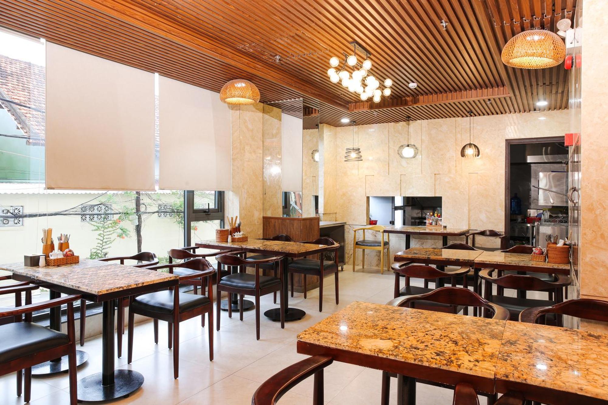 Azura Gold Hotel & Apartment Nha Trang Exterior foto